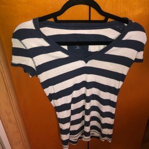 XS Gap Vneck